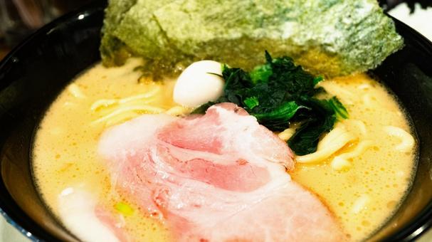 Photo, family lineage ramen, ramen, noodle dish, 