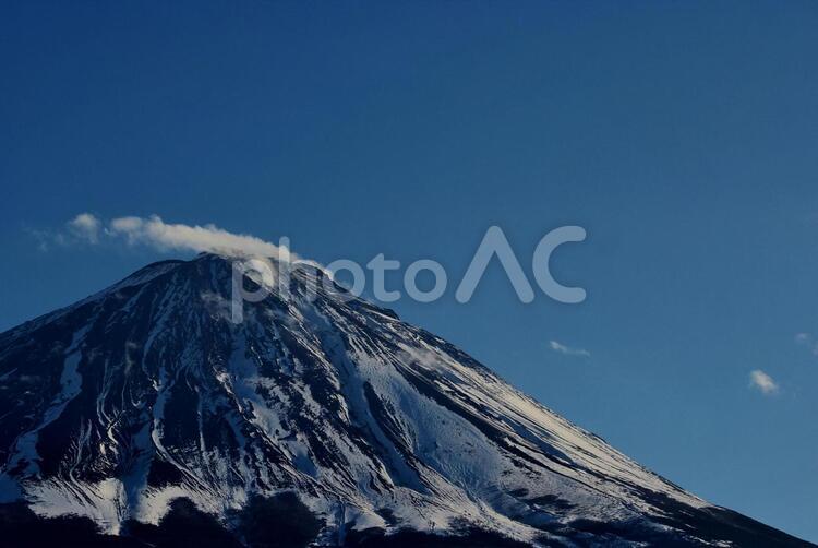 雲のかかった富士山6 ふじさん,世界遺産,富士登山の写真素材