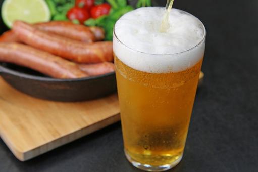 生ビール 生ビール 生ビール,アルコール,飲むの写真素材
