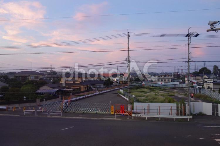 夕方の甲州街道を見下ろす 夕方,景色,夕暮れの写真素材