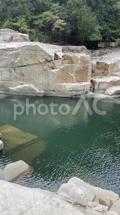 【長野】寝覚の床の風景 寝覚の床,木曽川,花崗岩の写真素材