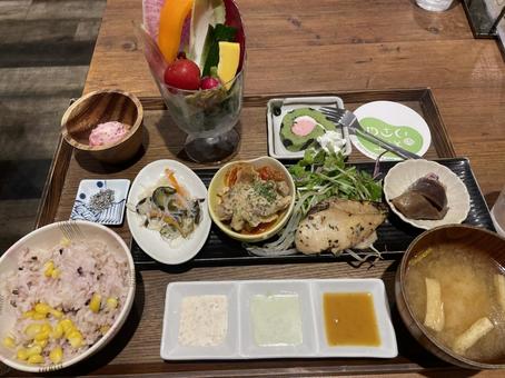 ヘルシーな定食 ヘルシーな,定食,ランチの写真素材