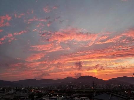夕焼け 赤い雲 夕焼け 赤い雲の写真