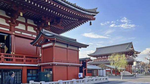 坂東33観音 13番 浅草寺 本堂と門 坂東33観音 13番 浅草寺 本堂と門の写真