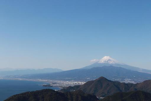 海と富士山 海と富士山の写真