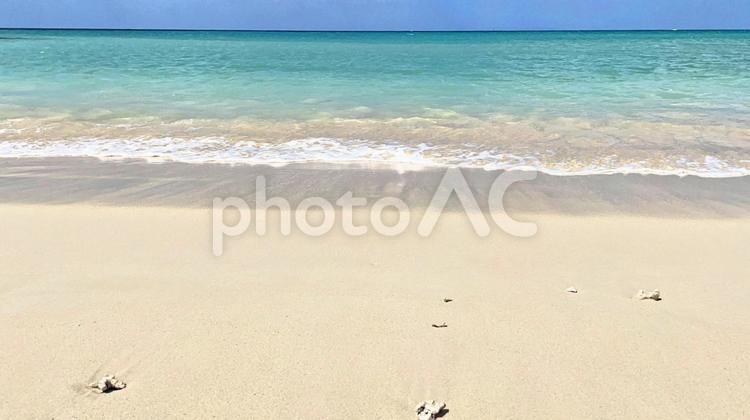 海辺素材_白い砂浜のビーチ 日本,沖縄,海の写真素材