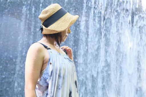 水遊び 水遊び 水遊び,川,ポートレートの写真素材