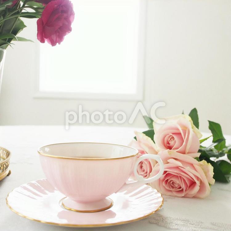 薔薇とコーヒーブレイク バラ,薔薇,ローズの写真素材