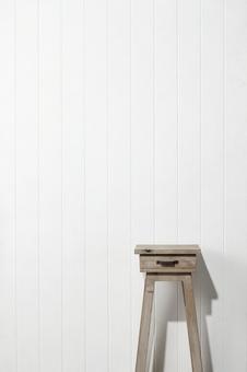 花台　スツール　白木　白壁 花台,スツール,テーブルの写真素材