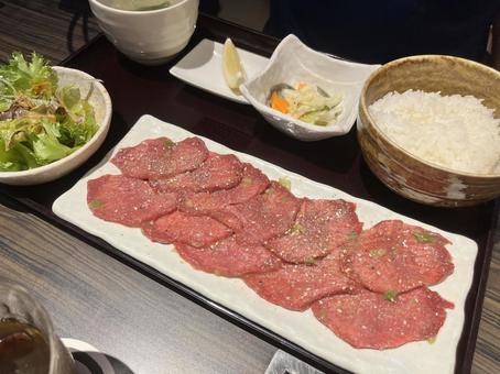 牛タン定食 牛タン定食 ランチ,肉,牛タンの写真素材