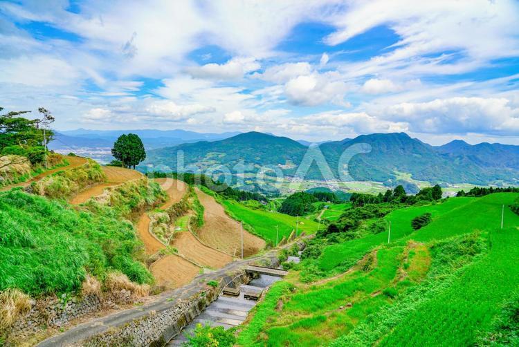 岳の棚田からの風景 絶景,風景,空の写真素材