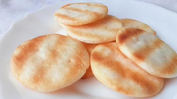 ソフトせんべい山盛り・1 ソフトせんべい山盛り・1 ソフトせんべい,お菓子,せんべいの写真素材