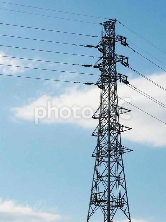 鉄塔がある風景 鉄塔,送電線,電線の写真素材