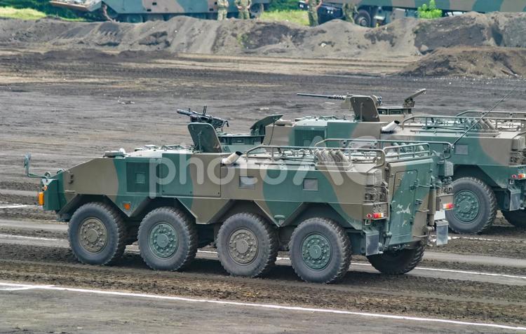 訓練展示中の陸上自衛隊 96式装輪装甲車 自衛隊,陸上自衛隊,ミリタリーの写真素材