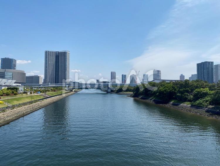 東京の川の景色快晴の街並み 川,景色,風景の写真素材