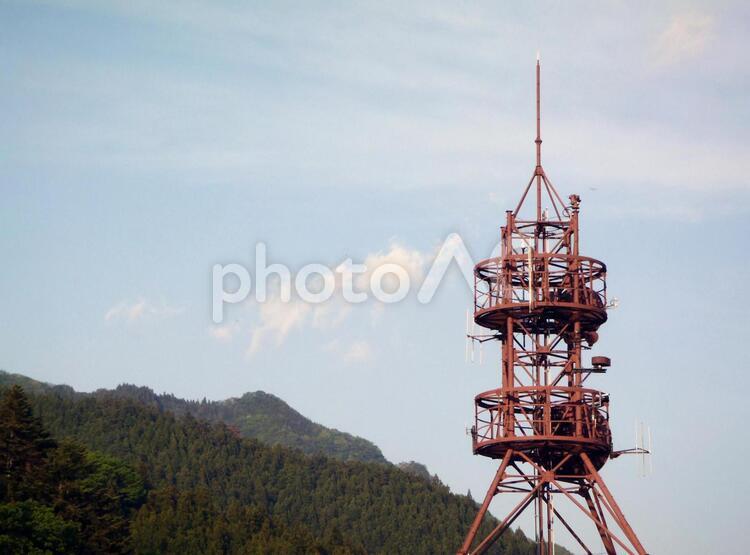 鉄塔がある風景 鉄塔,送電線,電線の写真素材