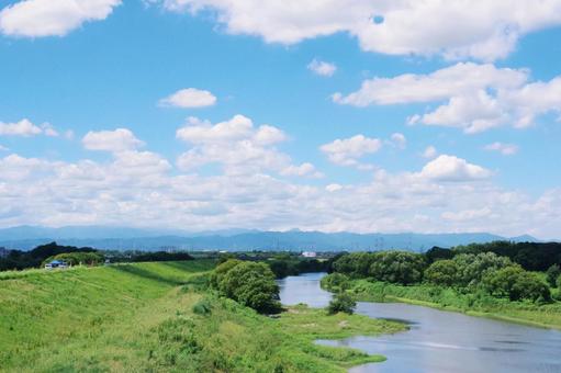 夏の河川 夏の河川の写真