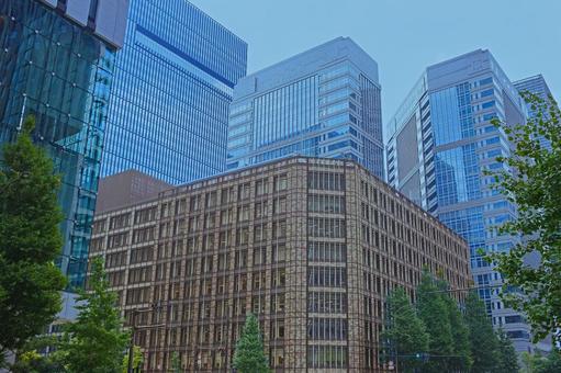 高層ビル オフィス街 高層ビル オフィス街 ビル,ビジネス,仕事の写真素材