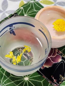 菊酒 菊酒の写真