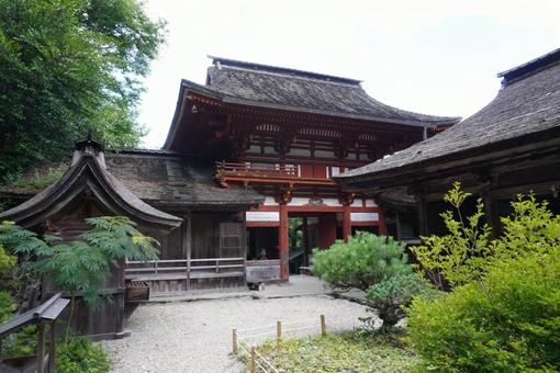 吉野水分神社の中庭 吉野水分神社の中庭の写真