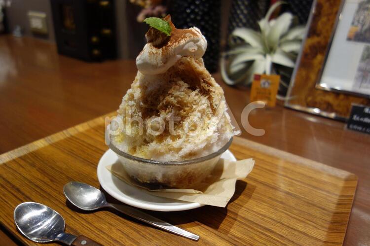 カフェのかき氷 かき氷,夏,雪くまの写真素材