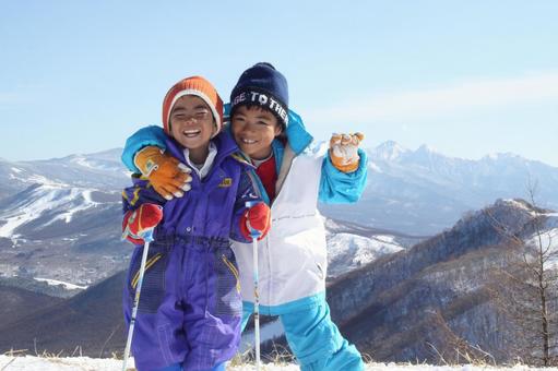 スキー場 雪国 八ヶ岳 山頂 ブランシュたかやま 青空 子供 スキー場 雪国 八ヶ岳 山頂 ブランシュたかやま 青空 子供