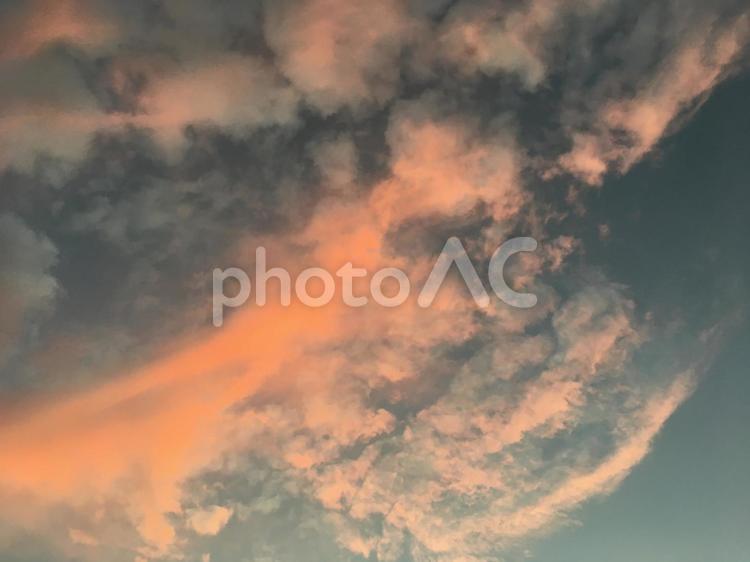 夕暮れの空 夕暮れ,黄昏,空の写真素材