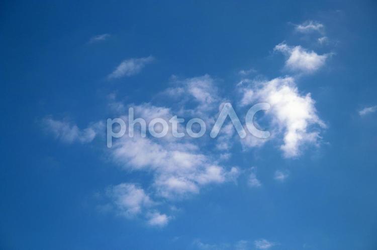 長崎の水辺の森公園の雲05 テキストスペース,空,雲の写真素材