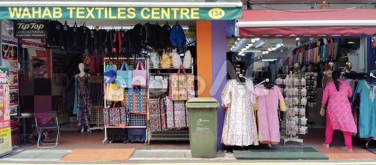 リトルインディアの布地店 シンガポール,リトルインディア,商店の写真素材