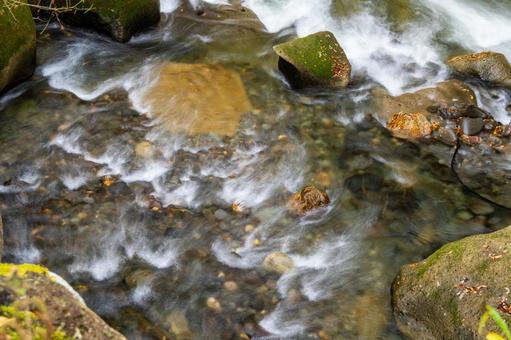秋の磊々峡(21) 秋,紅葉,落ち葉の写真素材