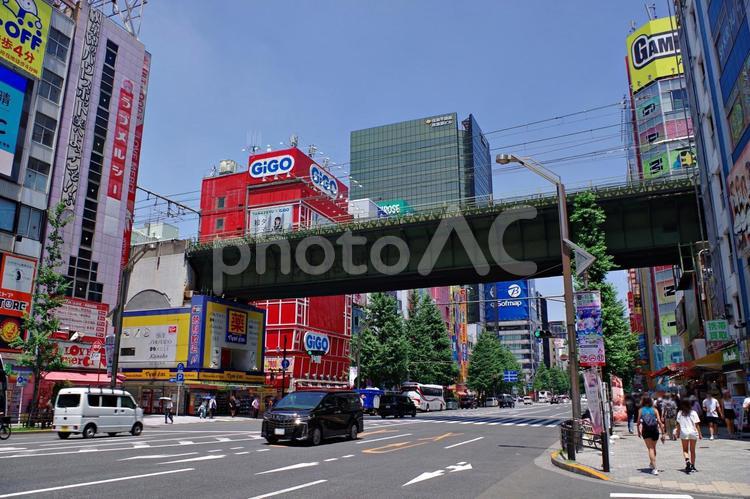 秋葉原2025夏　万世橋交差点付近 秋葉原,万世橋交差点,jr総武線の写真素材