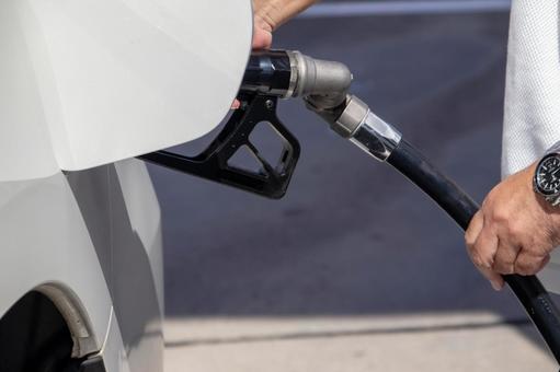 ガソリン給油 ガソリン給油 ガソリン,給油,セルフ給油の写真素材