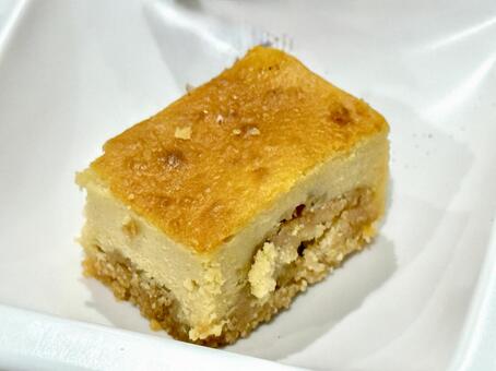 バイキング　一口サイズのチーズケーキ 一口サイズ,チーズケーキ,ベイクドチーズケーキの写真素材