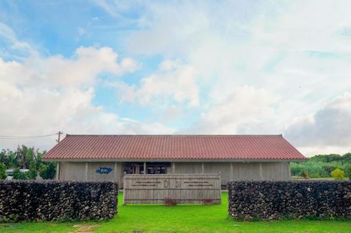沖縄・与那国島祖納のDiDi与那国交流館 沖縄・与那国島祖納のDiDi与那国交流館 与那国島,与那国交流館,祖納の写真素材