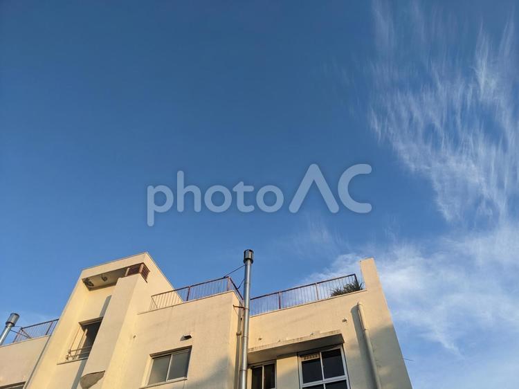 廃墟の集合住宅3 町並み,住宅街,集合住宅の写真素材
