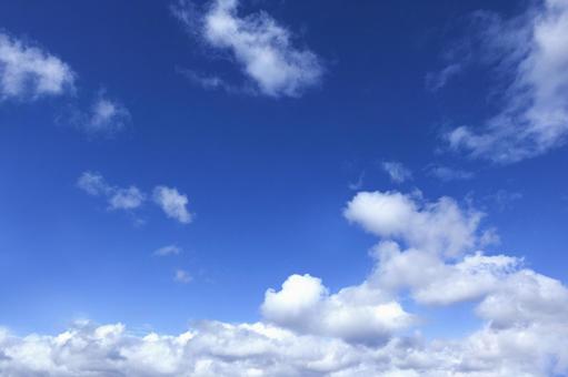 冬の空2月19 冬,2月,青空の写真素材