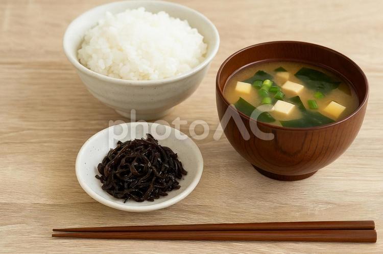 塩昆布と味噌汁_和風塩分補給 塩昆布,味噌汁,塩分補給の写真素材