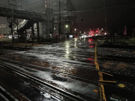 宮田前踏切　軌道 夜,踏切,宮田前踏切の写真素材