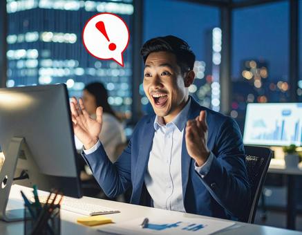 AIの成果に驚くビジネスパーソン(!付) AIの成果に驚くビジネスパーソン(!付)の写真