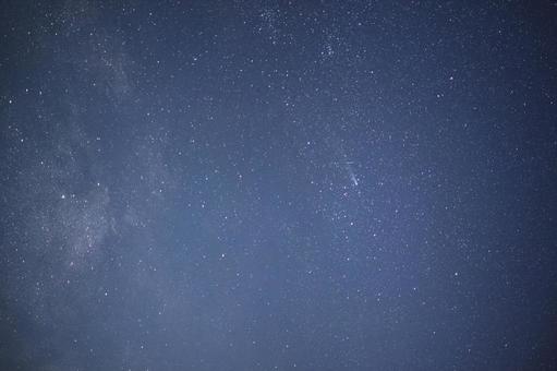 星の中の彗星 星の中の彗星 紫金山,アトラス,彗星の写真素材