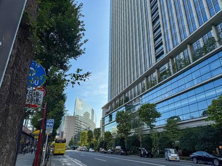 東京駅南口から有楽町方面へ 東京駅南口から有楽町方面へ 東京駅,南口,東京駅南口の写真素材