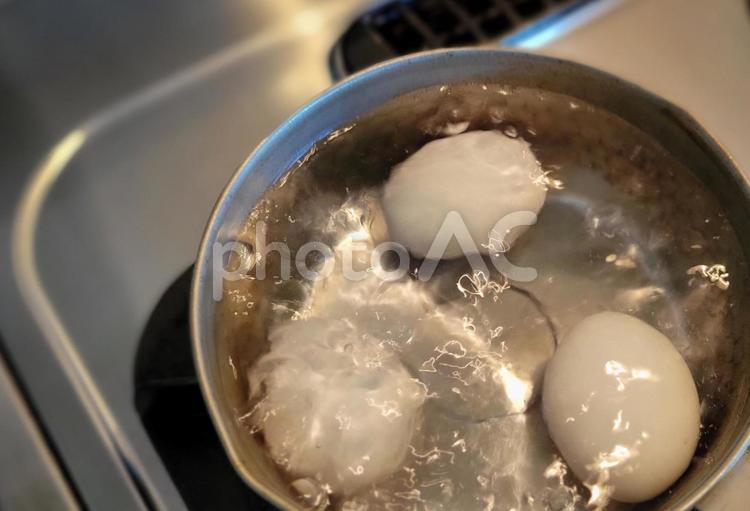 ゆでたまご ゆでたまご,茹で卵,たまごの写真素材