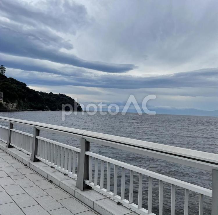 夕暮れ時の海 海,風景,自然の写真素材