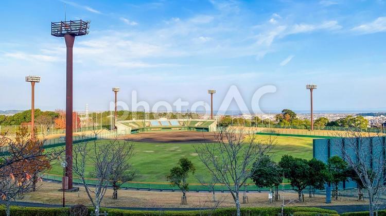 青空に映える蟻尾山公園野球場 野球場,佐賀県,鹿島市の写真素材