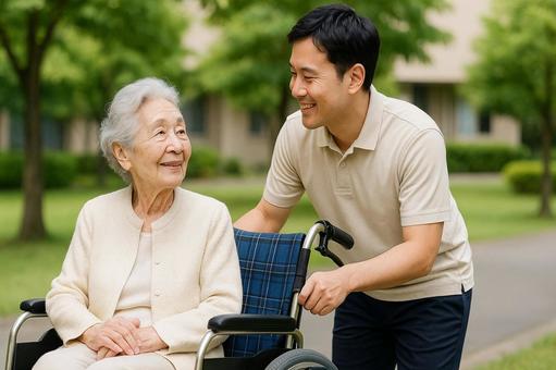 笑顔で寄り添う介護 笑顔で寄り添う介護の写真