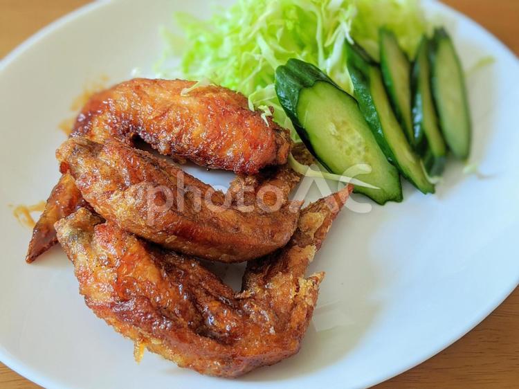 料理　手羽先唐揚げ 料理,揚げ物,唐揚げの写真素材