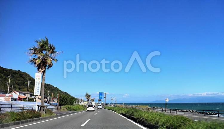 いちご海岸道路はこちら 水平線,海,海岸の写真素材