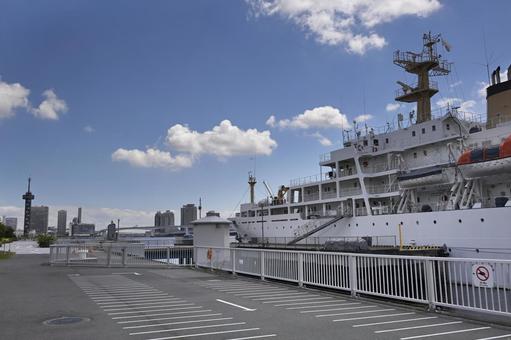 晴海ふ頭公園 晴海ふ頭公園 船,埠頭,晴海ふ頭の写真素材
