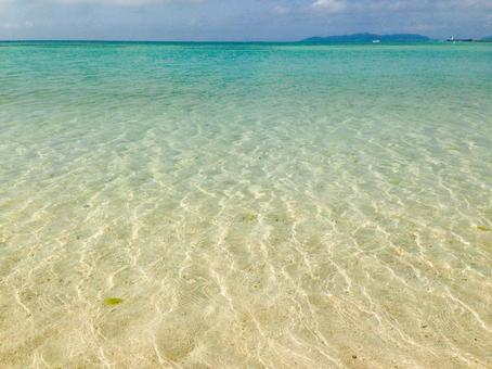 沖縄・竹富島の海 沖縄・竹富島の海の写真
