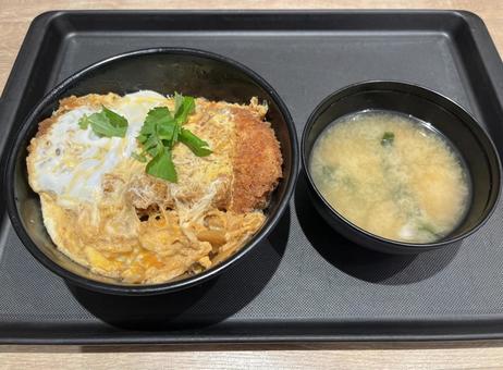ロースかつ丼 カツ丼,とんかつ,ロースの写真素材